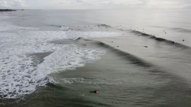 Banzai Sunday #surfitaly  #surf life #crowded #waves @banzaisportingclub